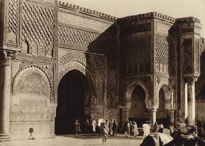梅克内斯，宫殿门，Bab Mansour（黑白照片）。 作者 欧洲摄影师