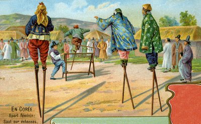1904年，踩着高跷的韩国女子在跳过障碍的比赛 作者 欧洲学校