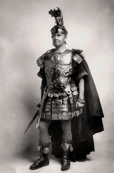 赫伯特·比伯姆树（Herbert Beerbohm Tree）1853-1917年，英国演员，1907年。 作者 伯福德（FW Burford）