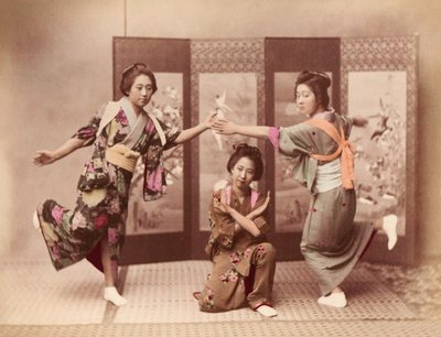 约 1895 年跳舞的女孩（照片） 作者 菲利斯·比托（Felice Beato）