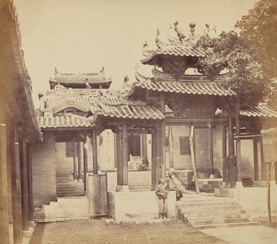 广州五脏庙入口，1860年4月 作者 菲利斯·比托（Felice Beato）