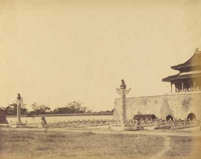 1860年10月，北京冬宫的入口 作者 菲利斯·比托（Felice Beato）