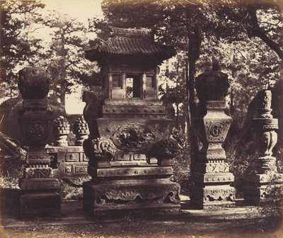 在北京附近的仓库墓的内部 作者 菲利斯·比托（Felice Beato）