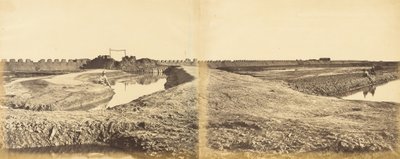 攻占唐古堡后，显示了法国和英国的入口，1860年8月10日，1860年。 作者 菲利斯·比托（Felice Beato）