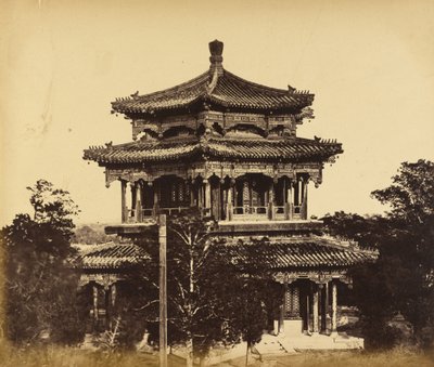 [焚烧前的大故宫（圆明园），北京，1860 年 10 月 18 日］ 作者 菲利斯·比托（Felice Beato）