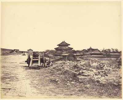 北京城墙顶 作者 菲利斯·比托（Felice Beato）