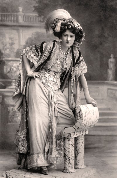 伊丽莎白·菲斯（Elizabeth Firth），女演员，1908年。 作者 富勒姆和班菲尔德