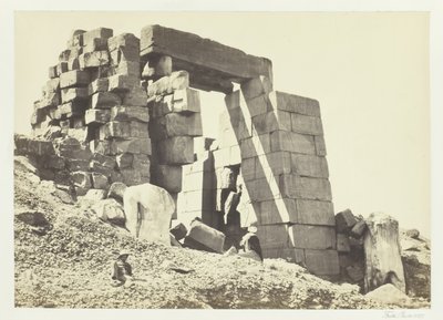 花岗石塔，底比斯，1857年。 作者 弗朗西斯·弗里斯