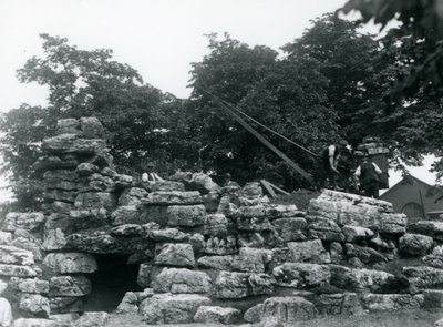 1924年6月在伦敦动物园建造ElandAnlope Paddock 作者 弗雷德里克·威廉·邦德