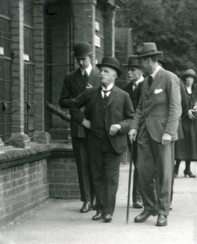 意大利国王维克托·伊曼纽尔三世于1924年访问伦敦动物园 作者 弗雷德里克·威廉·邦德