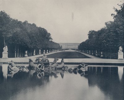 Basin of Apollo (b/w photo) 作者 法国摄影师