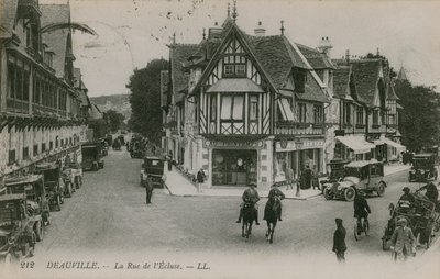 Deauville，Rue de l&39;Ecluse。明信片于1913年寄出。 作者 法国摄影师