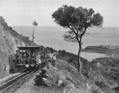 Environs de Monaco - Le Chemin de fer a Cremaillere de la Turbie (b/w photo) 作者 法国摄影师
