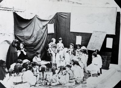 1860年在阿尔及利亚的女子学校 作者 法国摄影师