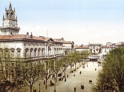 阿维尼翁市政厅和时钟广场，酒吧。 1900 作者 法国摄影师