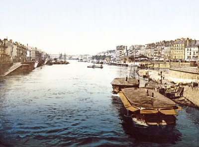在南特，酒吧的卢瓦尔河上的游船。 1890-1900 作者 法国摄影师