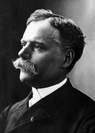 Jules Cheret (1836-1932) 的肖像，法国画家和漫画家。 作者 法国摄影师