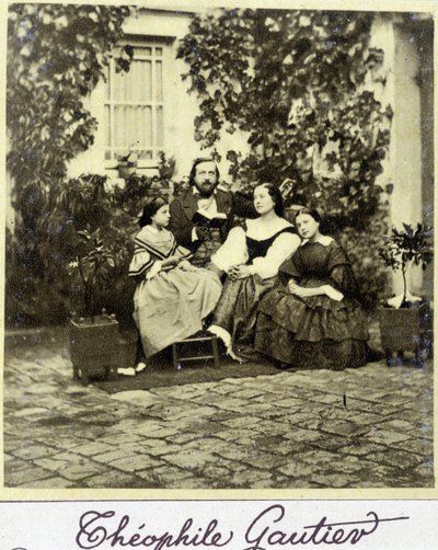 泰奥菲勒-戈蒂埃（1811 - 1872）在家庭中的画像。 作者 法国摄影师