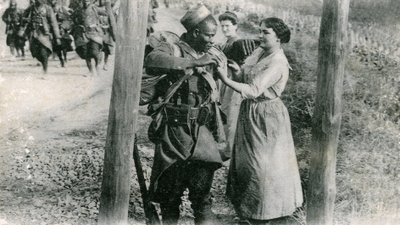 法国全球首演1914-1918年 作者 法国摄影师