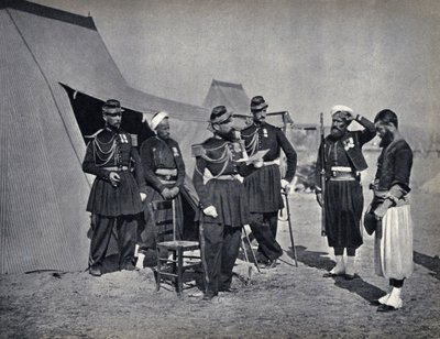 惩罚，1854 年克里米战役期间法国军队的士兵。摄影，19 世纪后期。 作者 法国摄影师