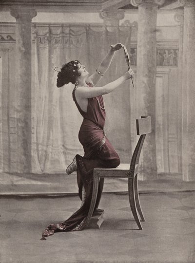 Regina Badet，法国喜剧女演员（彩色照片） 作者 法国摄影师
