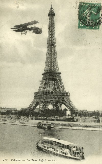 埃菲尔铁塔（黑白照片 作者 French Photographer