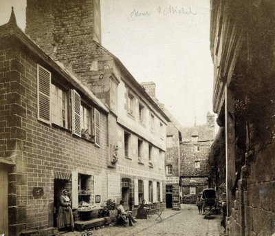The hotel and the Poulard Inn at the entrance of Mont-Saint-Michel, late 19th century 作者 法国摄影师