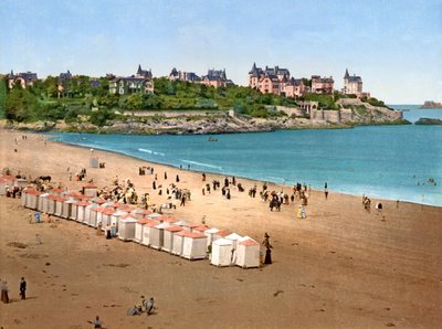 观点的Pointe Malouine从Plage de l&39;Ecluse，Dinard，1890-1900 作者 法国摄影师