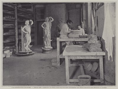 法国 Sevres 瓷器厂烧制瓷器容器的车间（黑白照片） 作者 法国摄影师