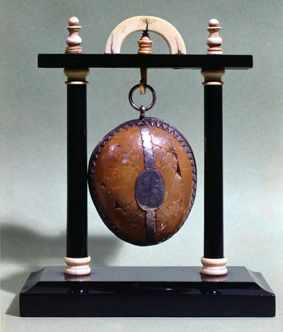 一个牛角在架子上，1651年 作者 法语学校