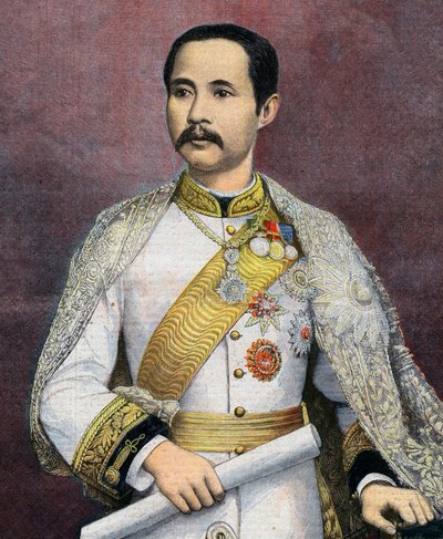 朱拉隆功（1853-1910），暹罗国王。1897年，朱拉隆功成为第一个访问欧洲的暹罗君主。插图来自《小报》。 作者 法语学校