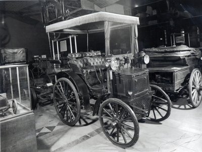 早期的标致汽车，c.1898 作者 法语学校