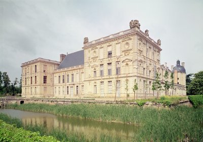 城堡的外观，建于1518年至1949年 作者 法语学校