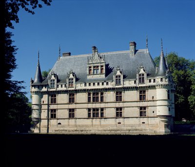 Chateau dAzay-le-Rideau的全景，为Gilles Bertholet建造，1518-27 作者 法语学校