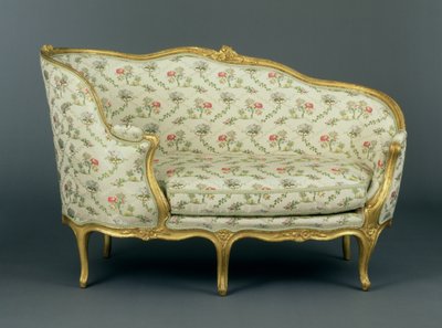 路易十五雕刻Giltwood Veilleuse，1750（雕刻镀金木和室内装潢） 作者 法语学校