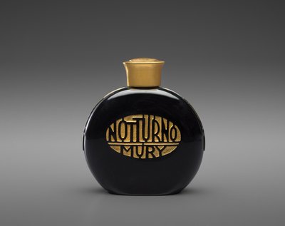 Notturno，约1930年（玻璃、蜡、线、塑料、纸、金属和丝）。 作者 法语学校