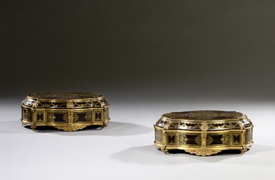 一对路易十四棺材，约1700-15年 作者 法语学校