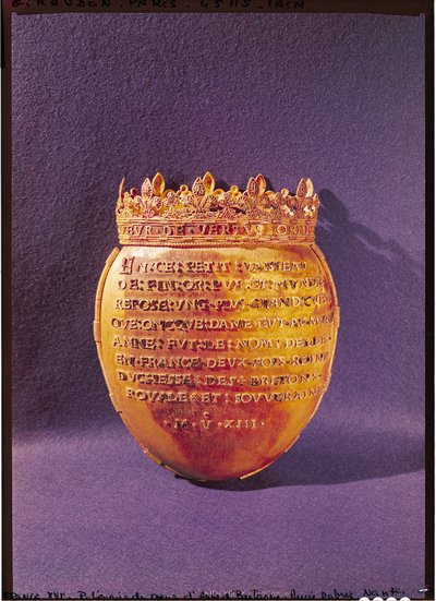 布列塔尼安妮之心的遗物（1477-1514）布列塔尼公爵夫人，1514年 作者 法语学校