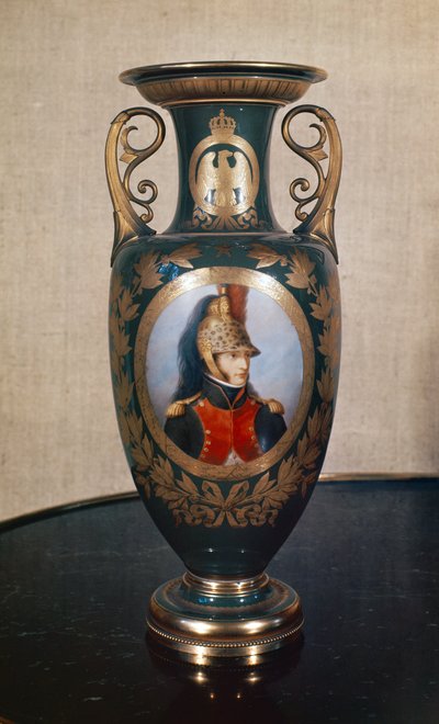 描绘路易-波拿巴（1778-1846）的塞夫勒花瓶（瓷器）。 作者 法语学校