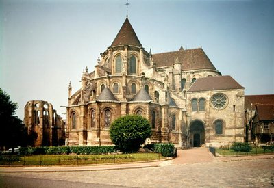 Notre Dame大教堂的近星点的看法，建立c.1150-1220 作者 法语学校