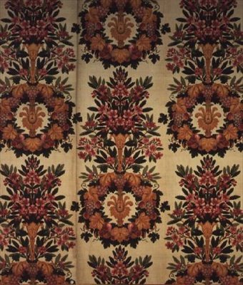 鲜花和月桂树枝的花环，Atelier de Lyon，Maison Grand Freres，1811（刺绣天鹅绒） 作者 法语学校