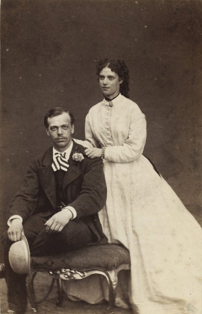 俄罗斯大公亚历山大-亚历山德罗维奇和丹麦女王子达格玛，1866年。 作者 乔治·埃米尔·汉森（Georg Emil Hansen）
