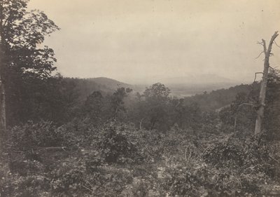 谢尔曼进攻的任务山脊现场，1860年代。 作者 乔治·N·巴纳德