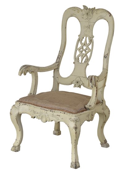 Ivory painted armchair of generous size, carved in the manner of Johann Michael Hoppenhaupt (wood) 作者 德国学校