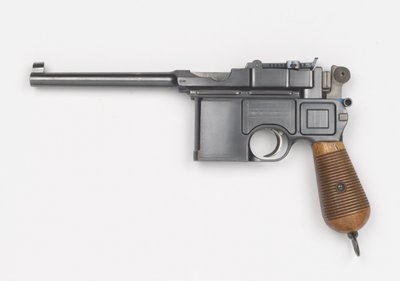毛瑟 C96 7.63 毫米手枪 作者 德国学校