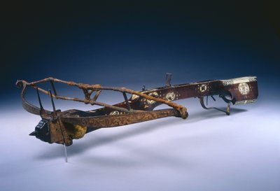 颗粒cross（木材，鹿角，亚麻和钢） 作者 德国学校