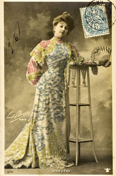明信片。Arlette Dorgere/Nee Anna Mathilde Irma Jouve（1880 - 1965）的肖像，喜剧演员、舞蹈家和歌手 作者 乔瓦尼·安东尼奥·达·佩萨罗