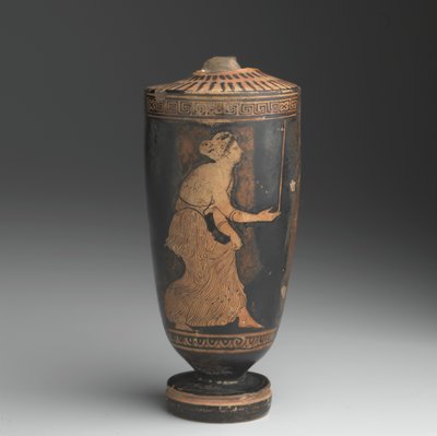 Attic Lekythos（滑釉陶器） 作者 希腊文