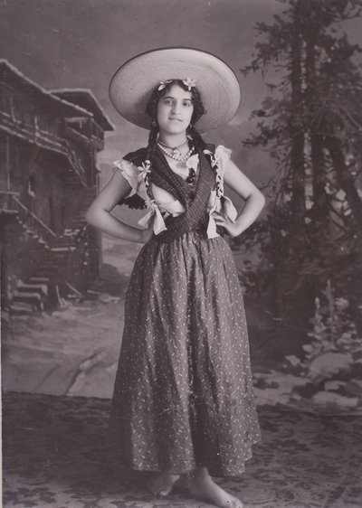 MatildeCalderón和González 作者 吉列尔莫·卡洛（Guillermo Kahlo）