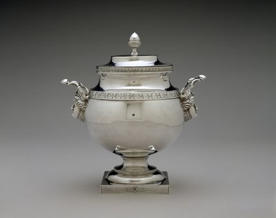 糖罐c。 1810-1835（银） 作者 哈维·刘易斯
